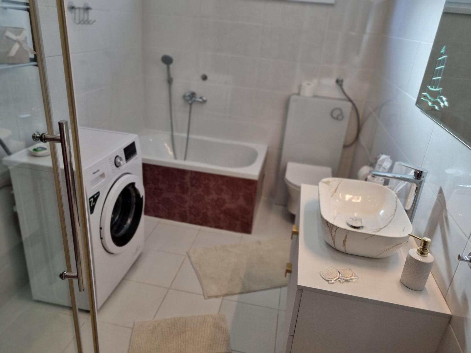 Apartment Lucka Rab Town Esterno foto